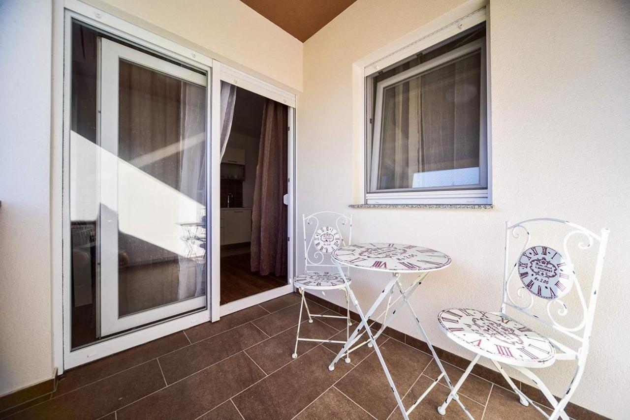Deluxe Apartments Franic Sukošan Zimmer foto