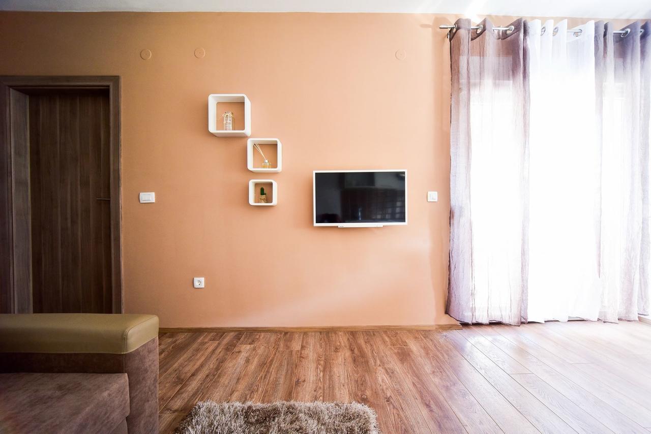 Deluxe Apartments Franic Sukošan Exterior foto