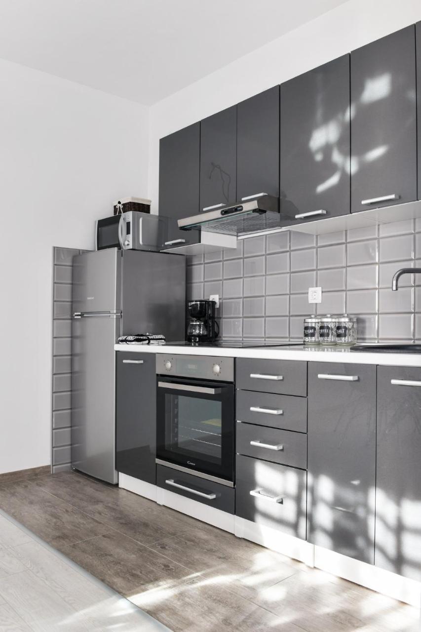 Deluxe Apartments Franic Sukošan Exterior foto
