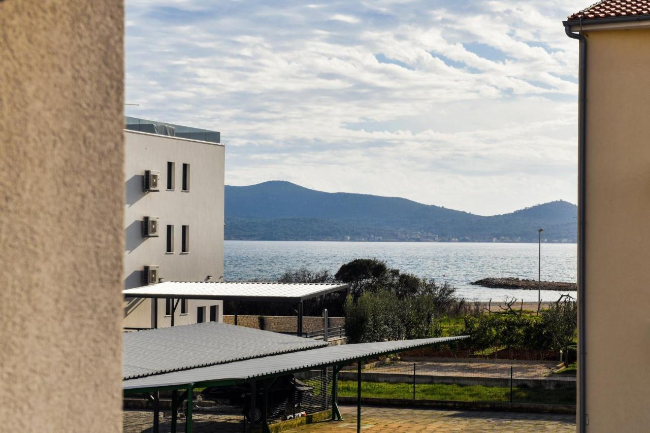 Deluxe Apartments Franic Sukošan Exterior foto